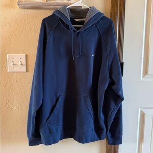 Vintage Nike Men's XL Navy Blue Hoodie Pullover Sweatshirt Embroidered Logo